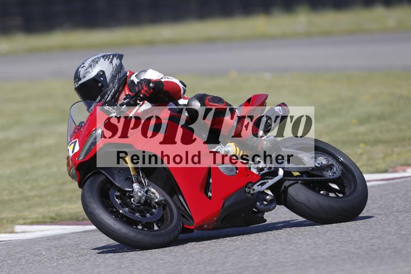 /07 09.04.2026 Cornu Master School ADR/Gruppe rot/27